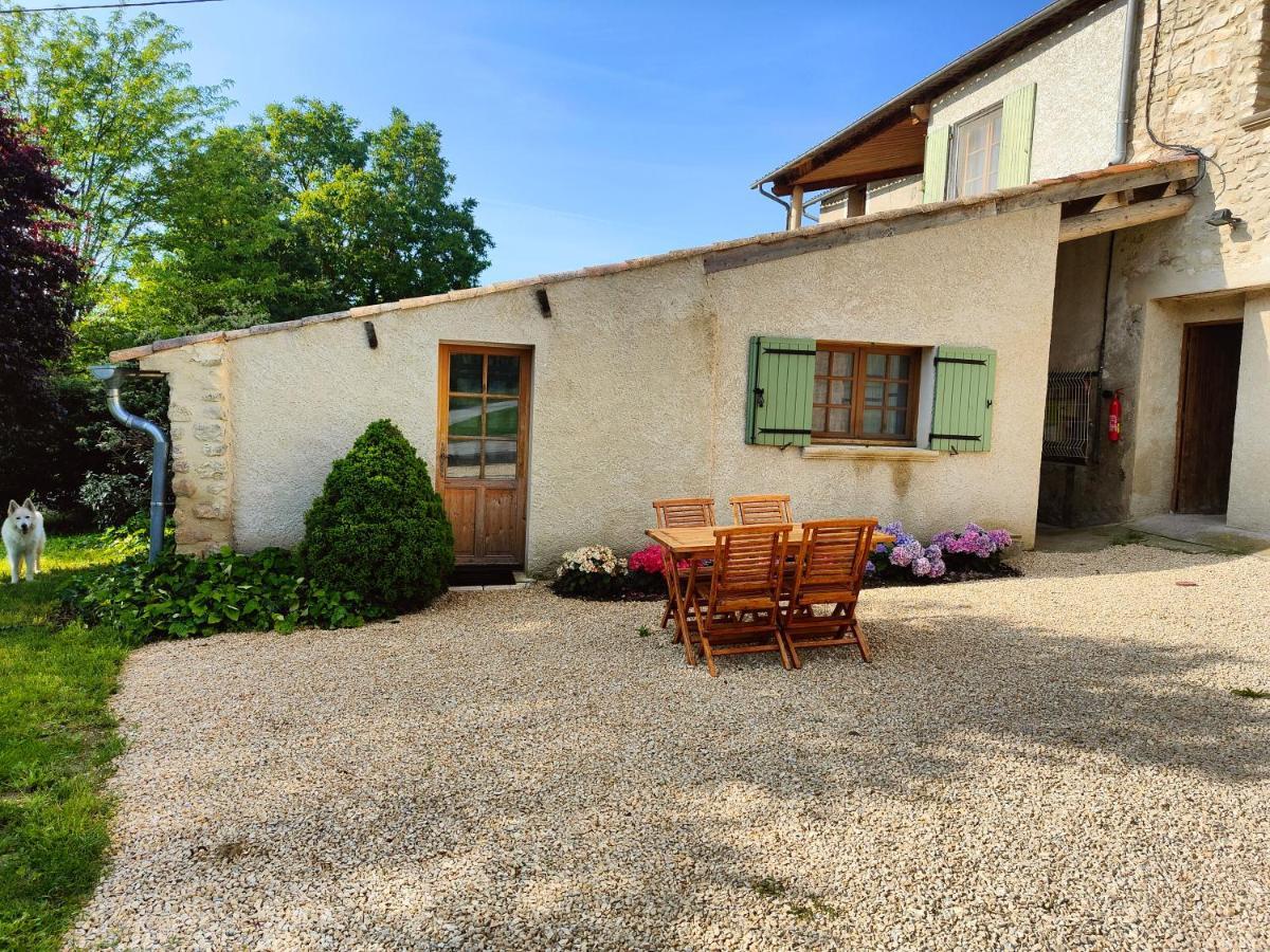 Des Korrigans Hébergement de vacances Forcalquier